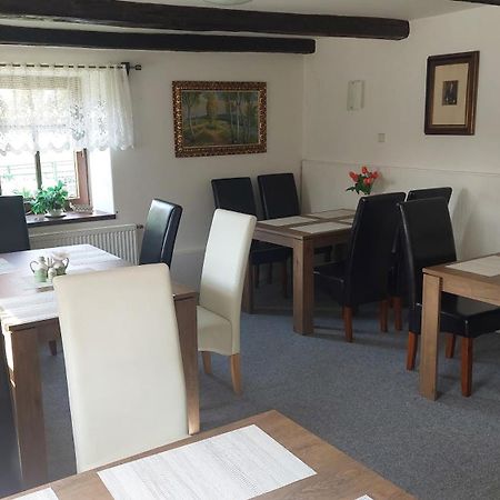 Penzion A Restaurace U Strnada Klatovy Kültér fotó